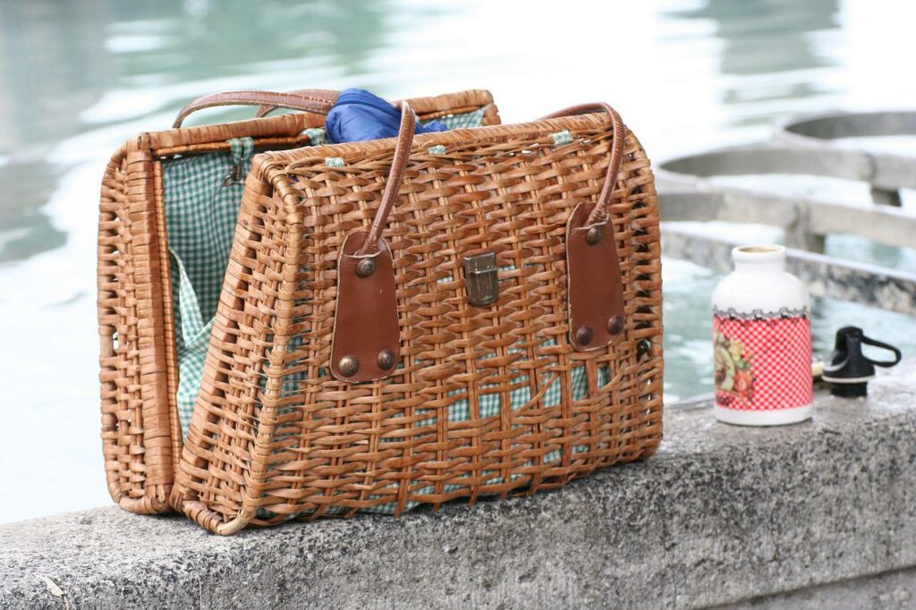 Mohito torebki – klasyczne i kobiece modele na ciepłe miesiące. 