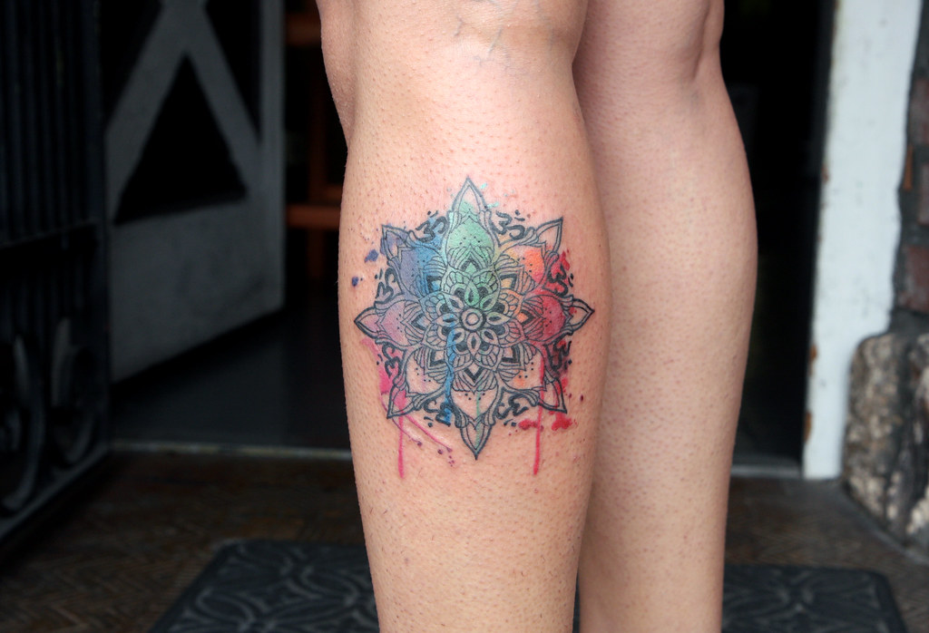Tatuaż mandala – symbolika, znaczenie i zdjęcia